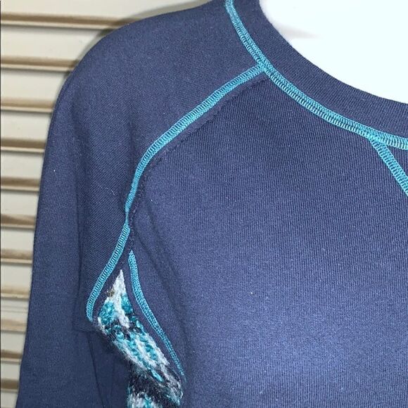 Kaisley size small sweatshirt with knit sides - Picture 4 of 8